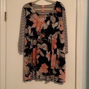 Honeyme Boutique top